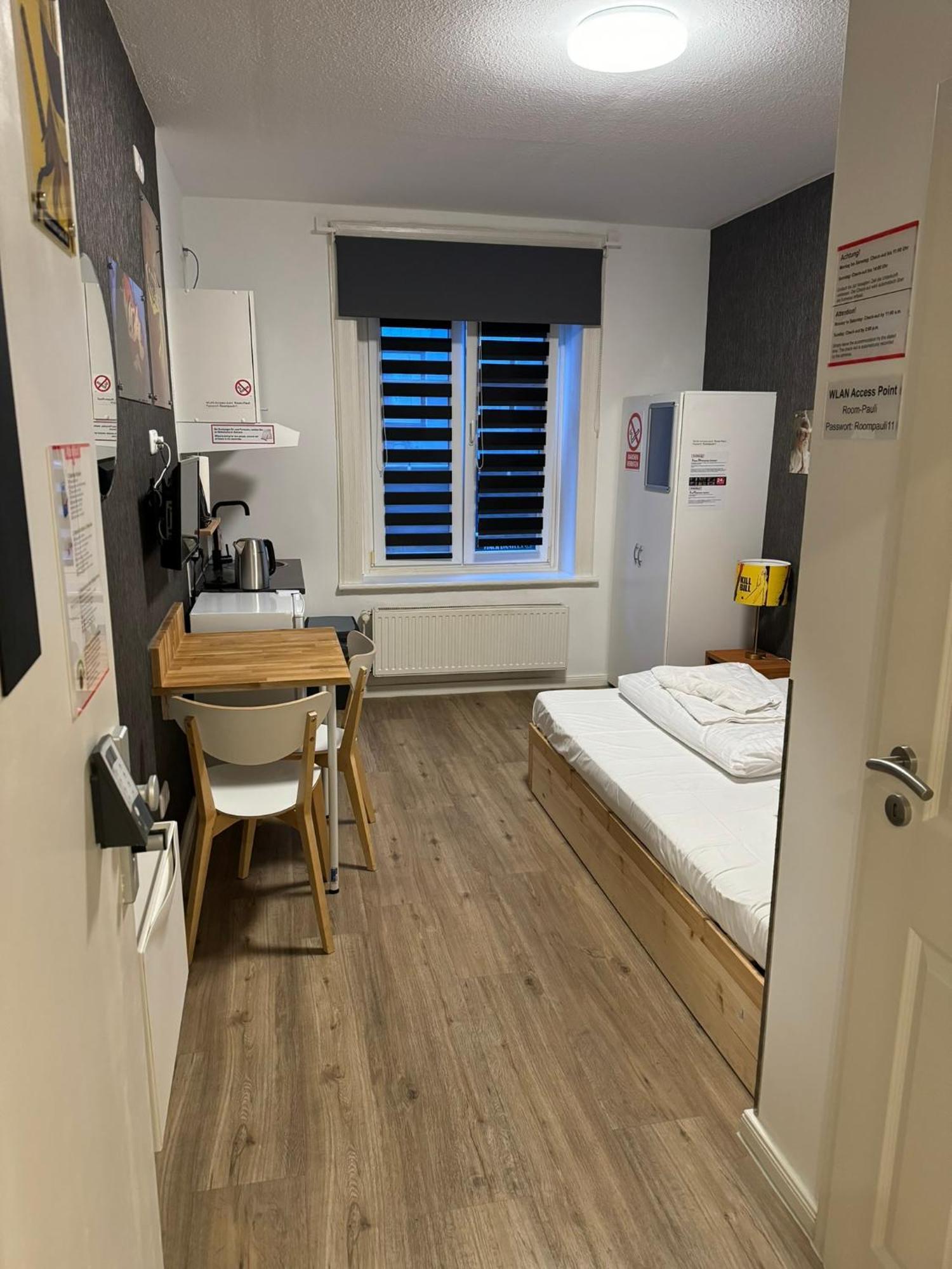 Room Pauli Hamburgo Exterior foto